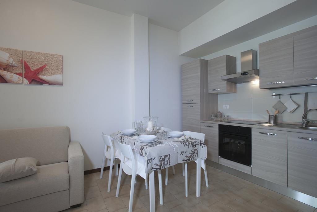 Casavacanze Castelli Di Sabbia Porto SantʼElpidio الغرفة الصورة